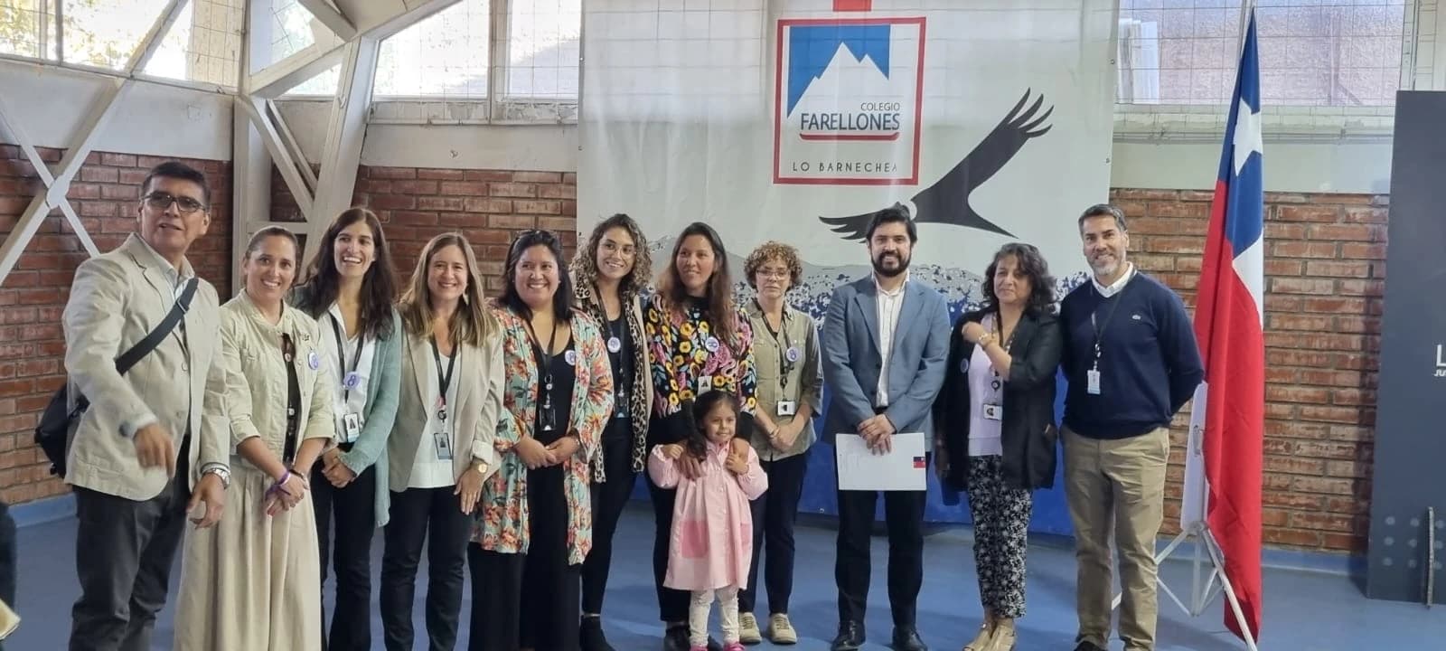Orlando Vigorena y delegación en Colegio Farellones de Lo Barnechea